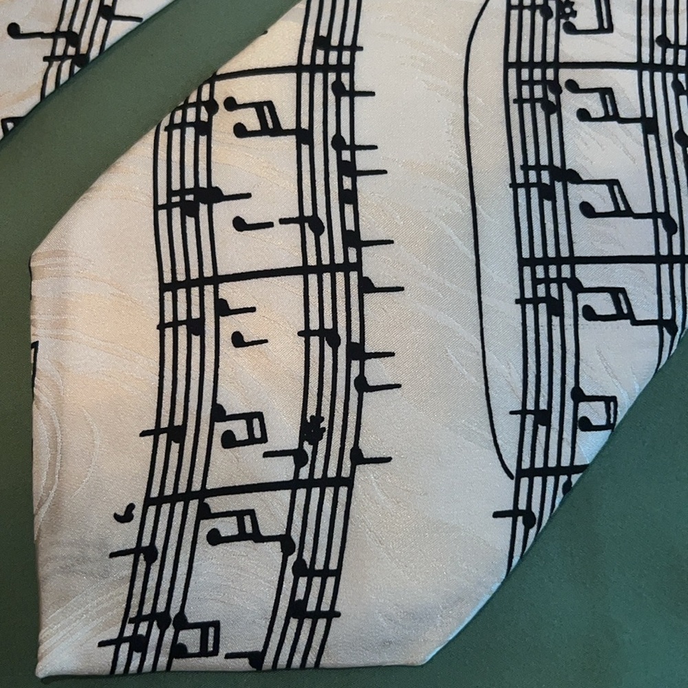 Vintage Albert Elouitz Inc Hand Made Tie for Men, Bar Music Notes Piano - Picture 5 of 5